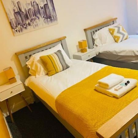 Goldcroft Villa Abertillery Eksteriør bilde