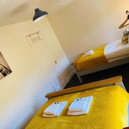 Goldcroft Villa Abertillery Eksteriør bilde