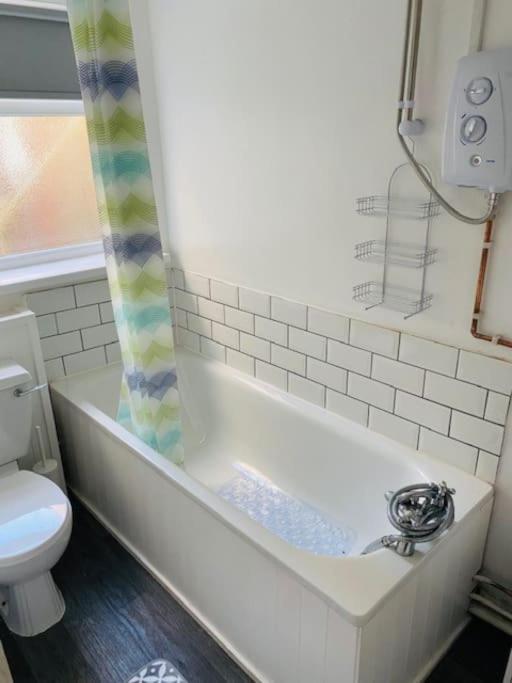 Goldcroft Villa Abertillery Eksteriør bilde