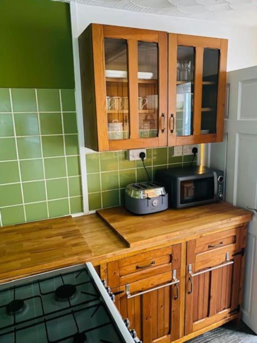 Goldcroft Villa Abertillery Eksteriør bilde