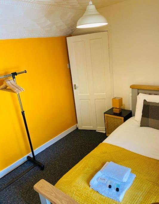 Goldcroft Villa Abertillery Eksteriør bilde