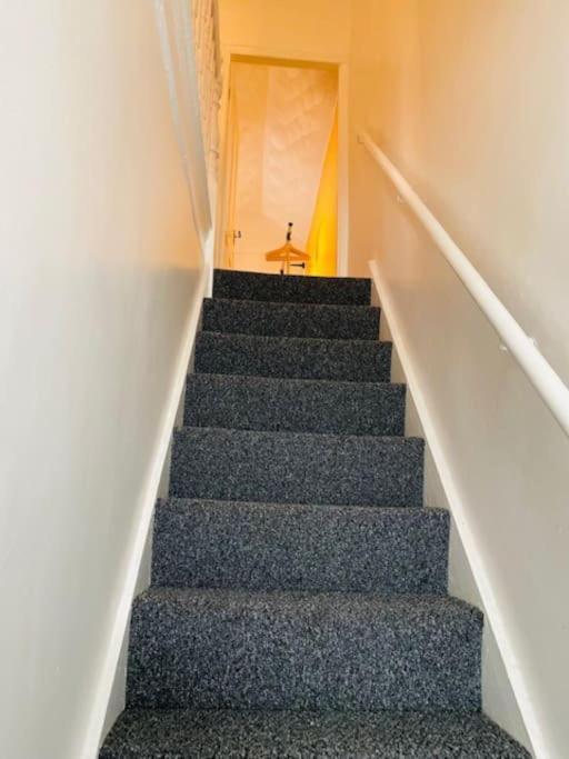 Goldcroft Villa Abertillery Eksteriør bilde
